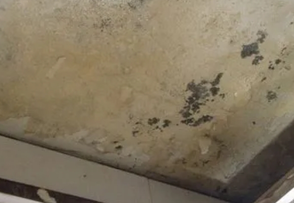 福州市阳台漏水维修公司分享下福州市卫生间渗水维修需要注意哪些问题。